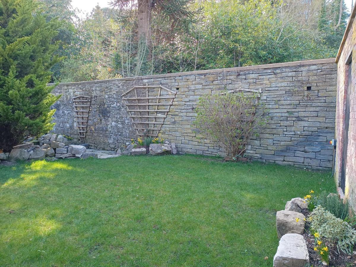 The West Wing At Eriviat Hall Hot Tub Henllan  Bagian luar foto